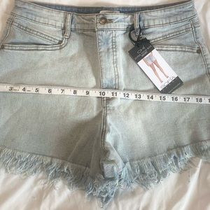 Sofia vergara shorts NEW size 10